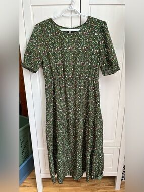 SHEIN Large Green Floral Midi Dress